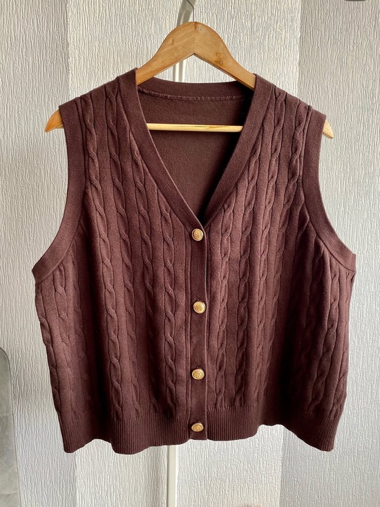 Sweaters - Cable Knit Sweater Vest Brown Gold Button V Neck Sleeveless | Size XL |